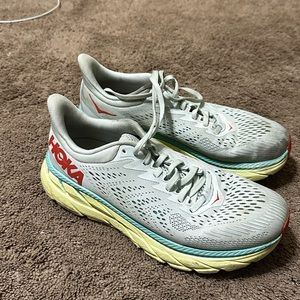 Hoka Clifton 7
